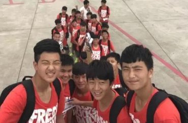 友谊赛围殴事件中，国少队员张皓烨受伤最重，铭途已报警