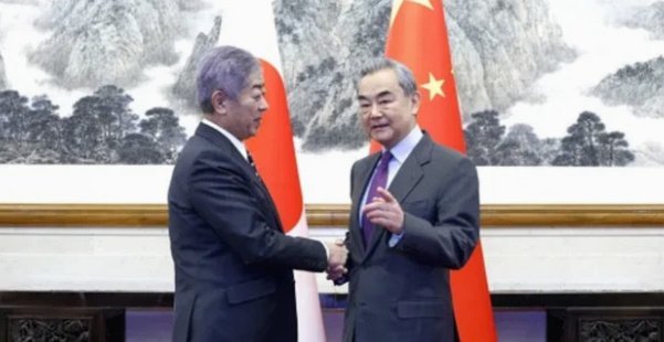 理性讨论，东亚的媚外风气是不是日本带起来的？