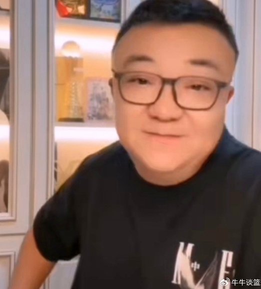 董路，跪下，绿城5：0波尔图夺冠